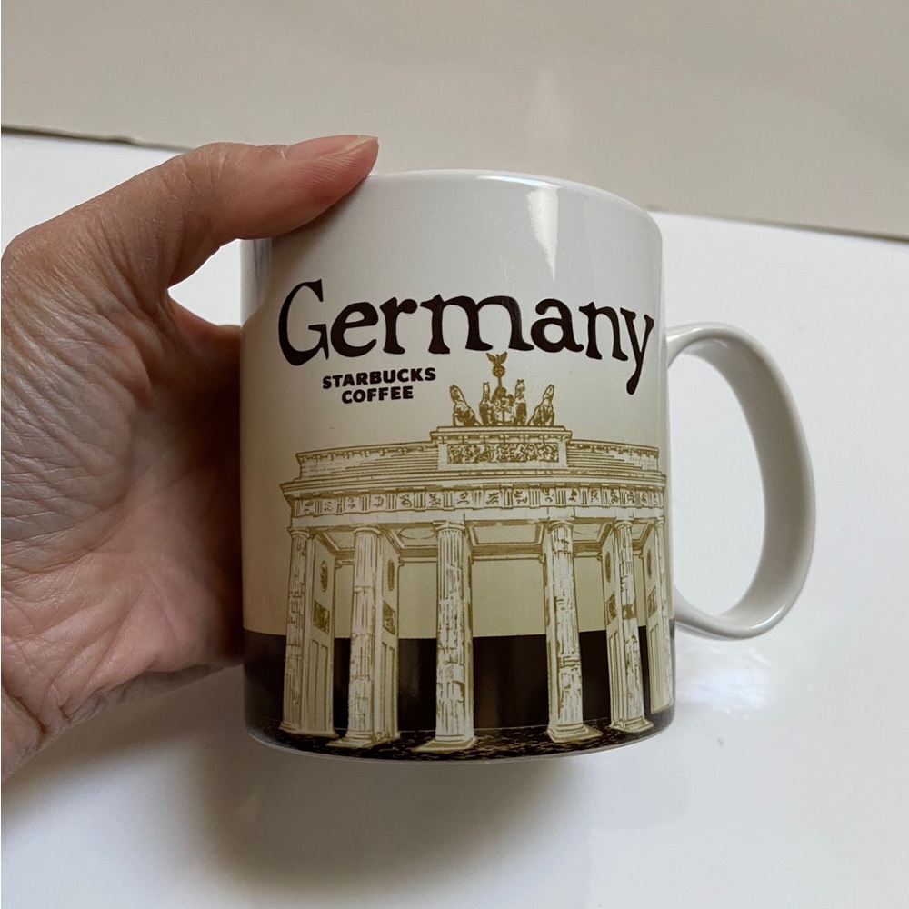 Starbucks GLOBAL ICONS series 2015 Germany coffee mug cup